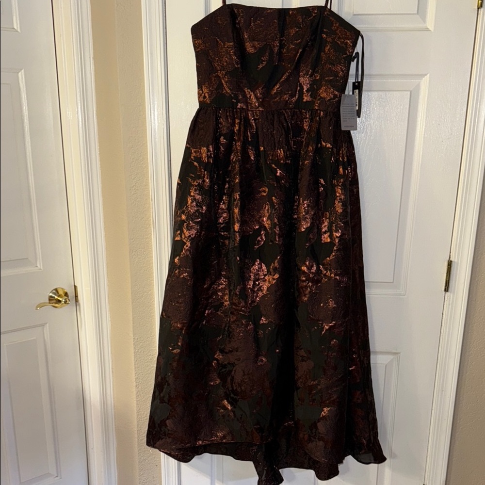 NWT Vera Wang High Low Dress in Black and Copper. Size 12. - Picture 12 of 12